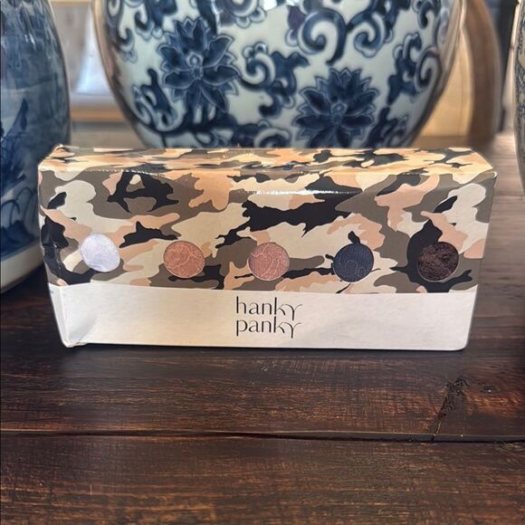 NWT Hanky Panky Camouflage Box Set of 5 - Picture 1 of 3